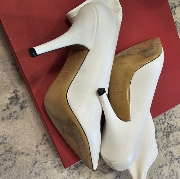 Valentino Garavani VLTN logo leather booties in size 39 - Picture 4 of 8